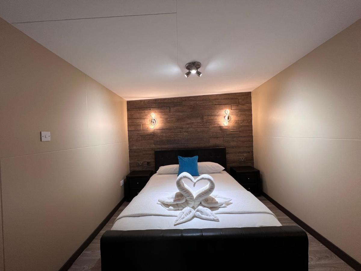 The Commongate Hotels London Exterior photo