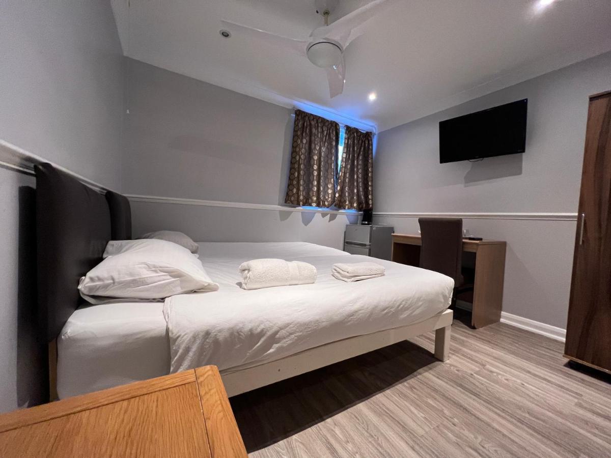 The Commongate Hotels London Exterior photo
