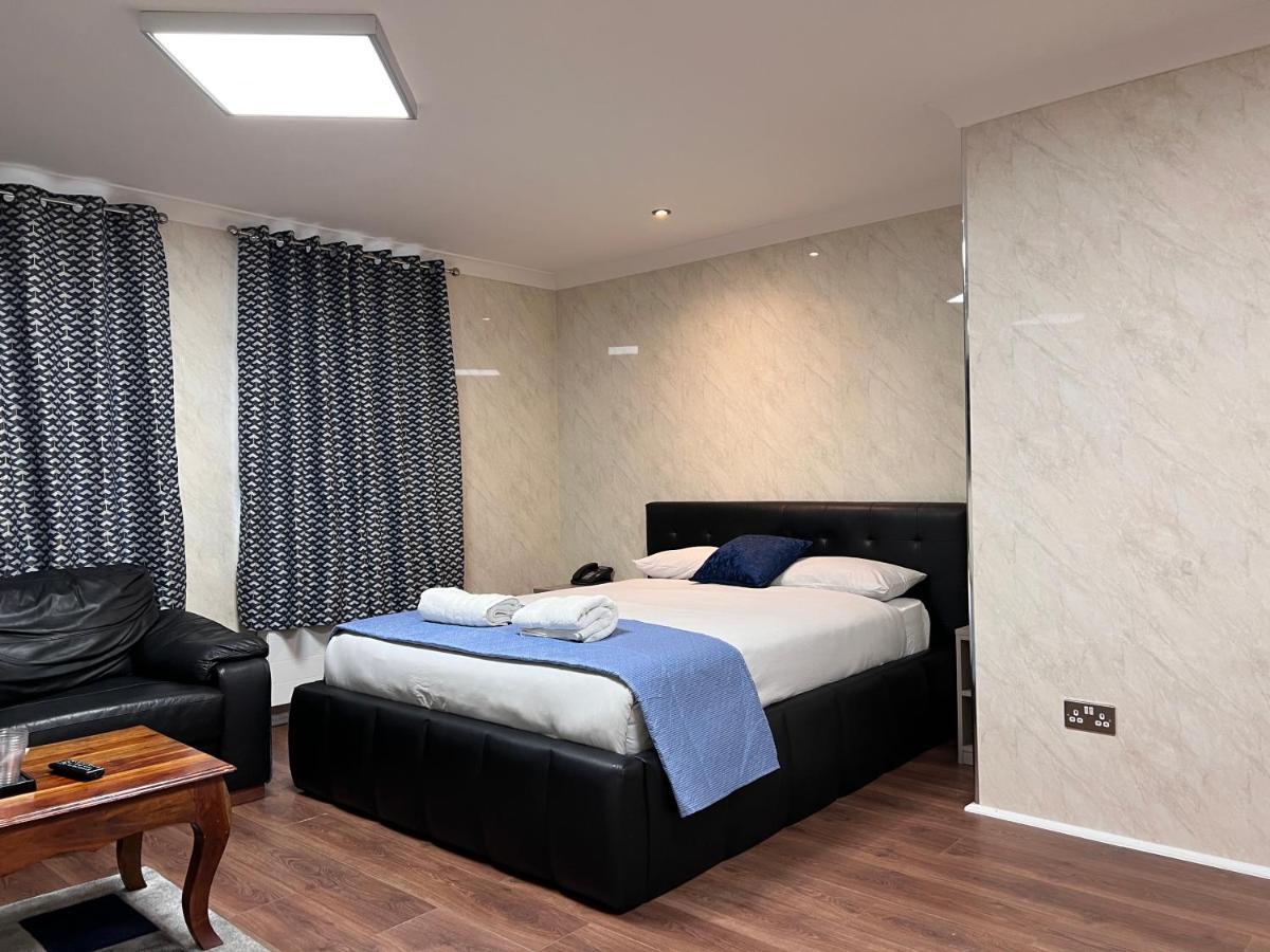 The Commongate Hotels London Exterior photo