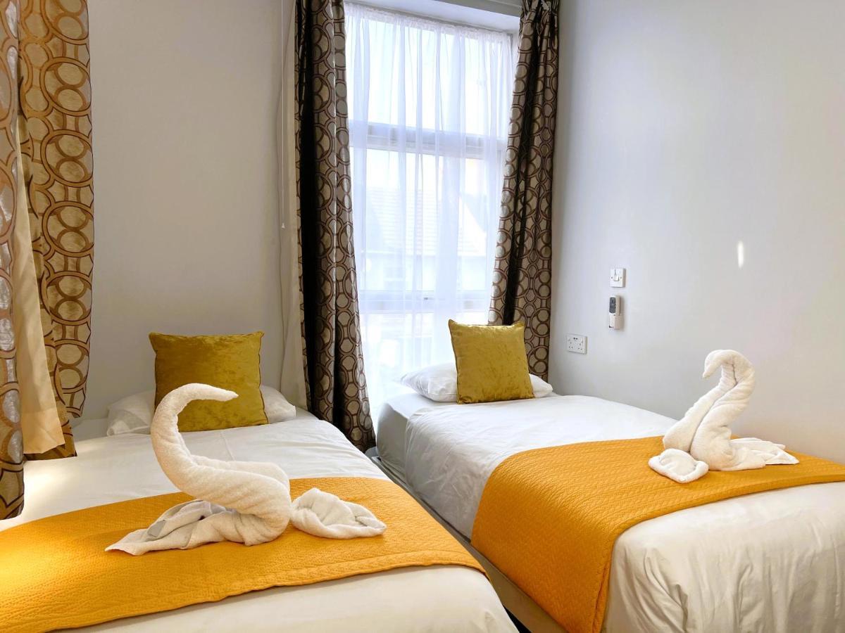 The Commongate Hotels London Exterior photo
