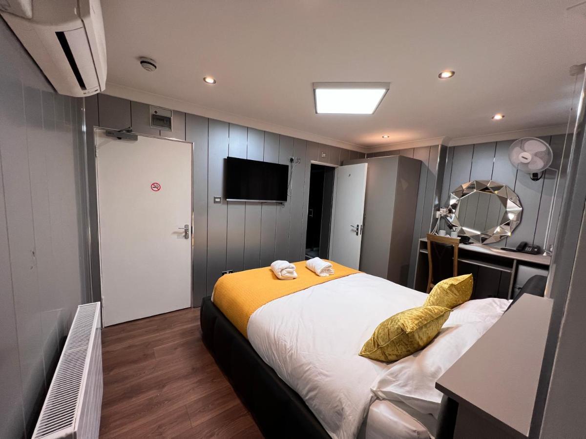 The Commongate Hotels London Exterior photo
